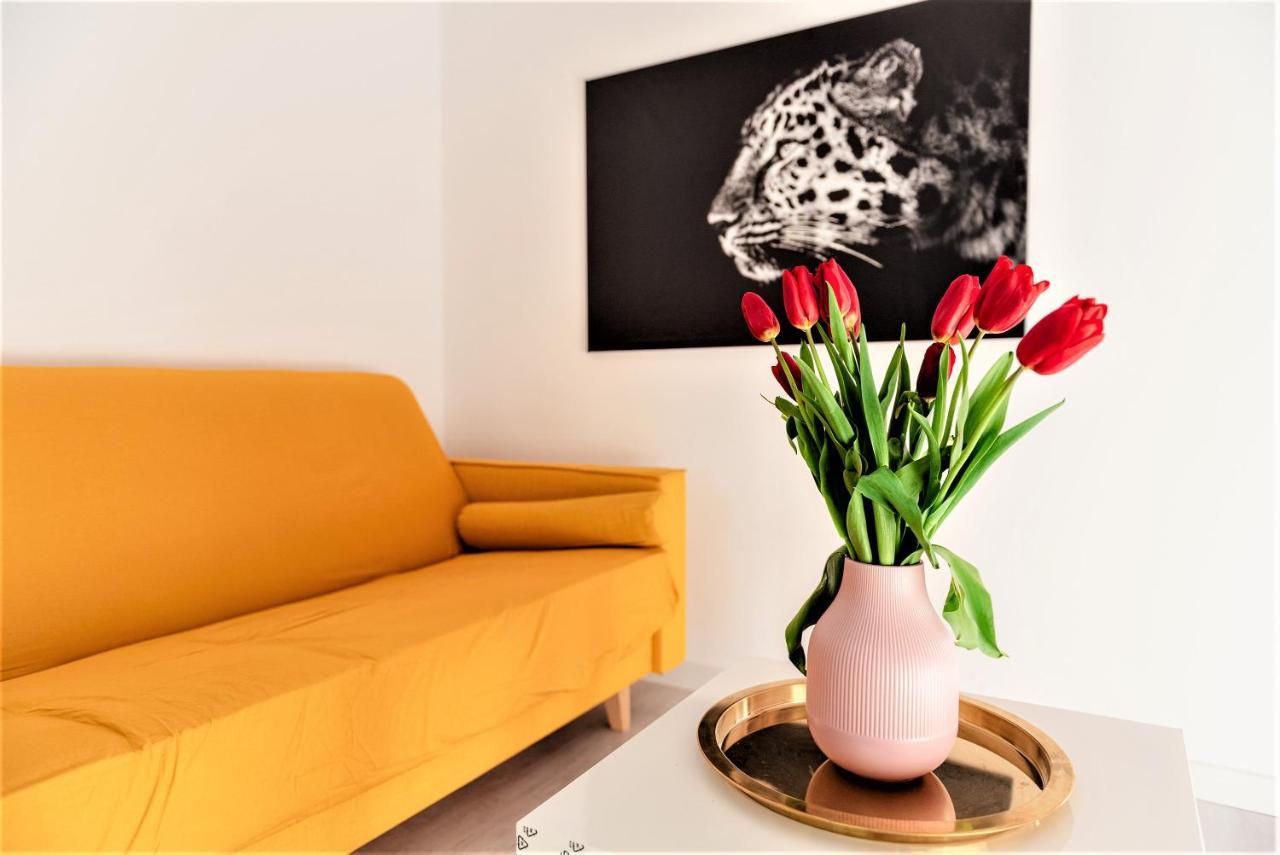 Parliament Marriott Unirii Square 5 Bedrooms Luxury Apartment Old Town Букурещ Екстериор снимка