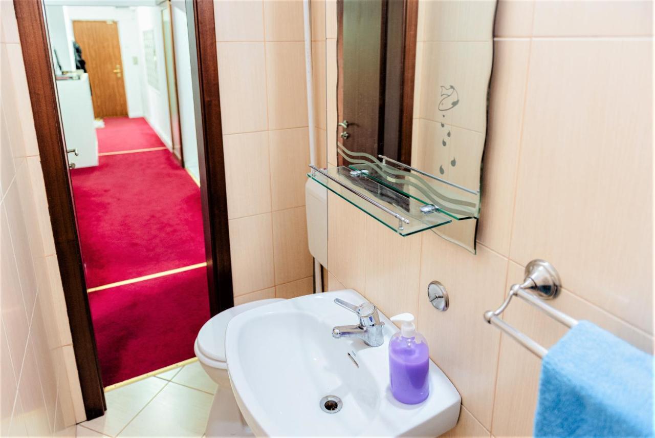 Parliament Marriott Unirii Square 5 Bedrooms Luxury Apartment Old Town Букурещ Екстериор снимка